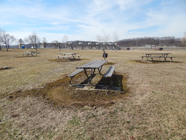 Racine Locks and Dam Picnic Area